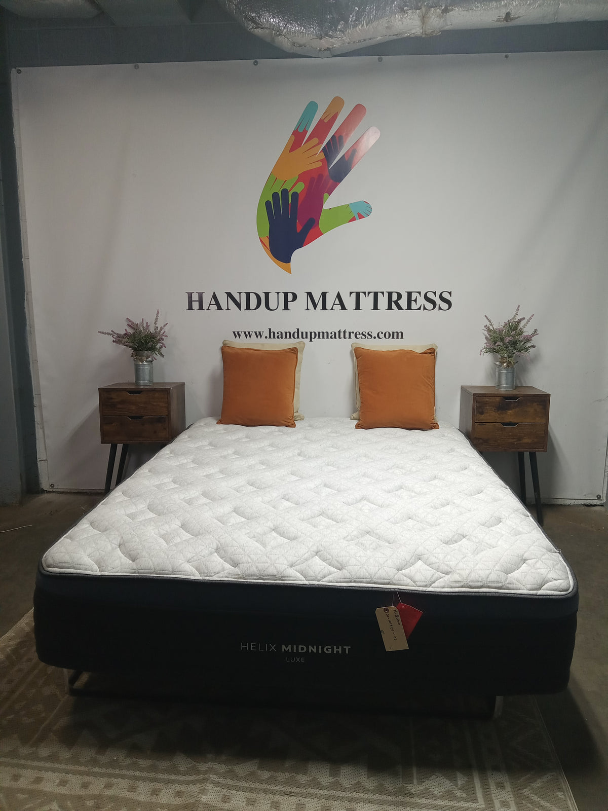 Helix | Midnight Luxe Hybrid Medium Pillow Top 13.5" | Queen Mattress