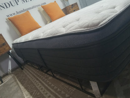 Helix | Midnight Luxe Hybrid Medium Pillow Top 13.5" | Queen Mattress