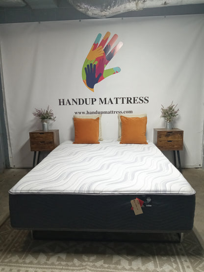 Jordan's Mattress Factory | Night Sky Hybrid Plush 13.5" | Queen Mattress