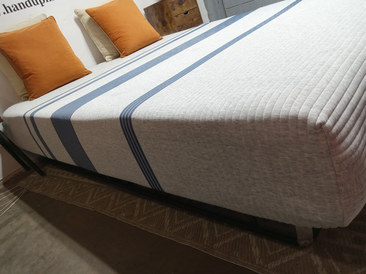 Serta | iComfort Blue Series Gentle Firm 10" | Queen Mattress