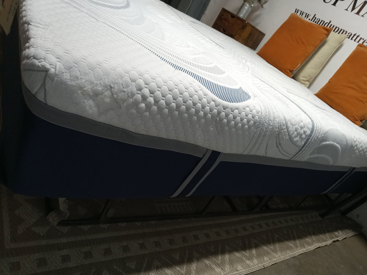 Novaform | ComfortGrande Plus 14" Gel Memory Foam | Queen Mattress