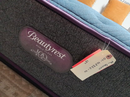 Beautyrest | World Class Level 3 14" Medium Firm | Queen Mattress