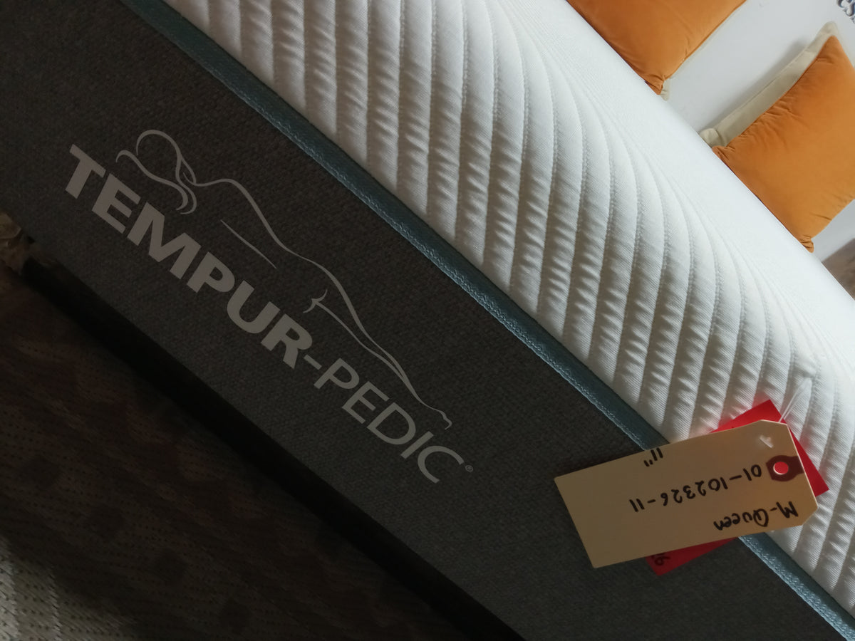 Tempur-Pedic | TEMPUR-Adapt Medium 11" Memory Foam | Queen Mattress