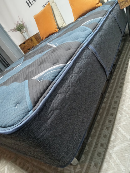 Beautyrest | World Class 100th Anniversary Edition Level 4 | 15" | Queen Mattress
