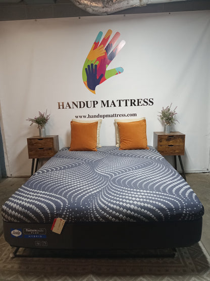 Sealy | Posturepedic Plus Albany Medium Hybrid | 13" | Queen Mattress
