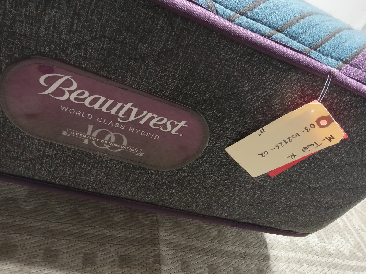 Beautyrest | World Class Hybrid Level Three Firm | 13" | Twin XL Mattress
