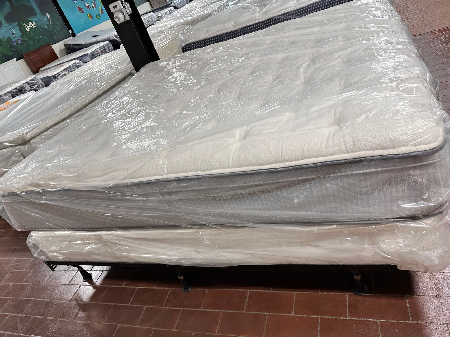 Beautyrest | Soft Pillow Top | 12" King Mattress