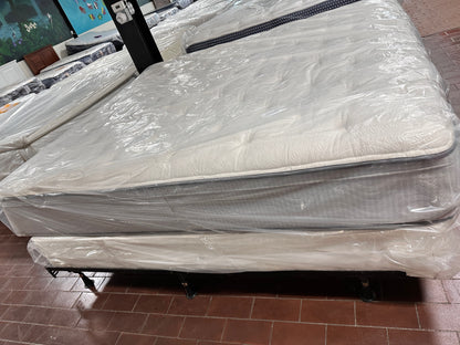 Beautyrest | Soft Pillow Top | 12" King Mattress