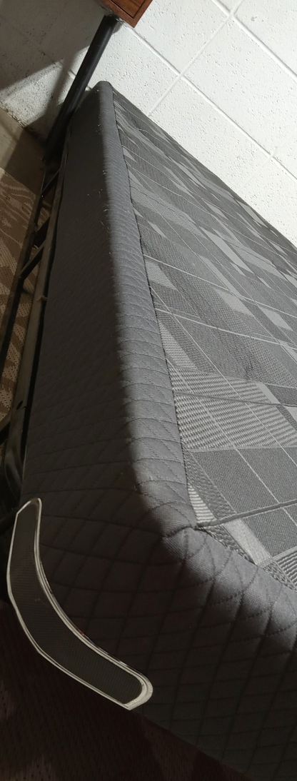 Unbranded | Black Geometric pattern | 5.5" Twin XL Box Spring