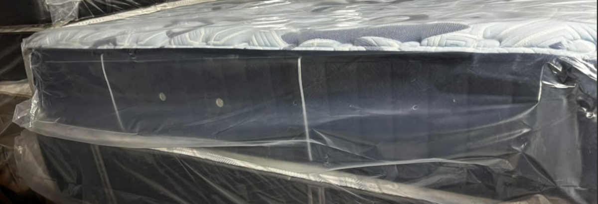 Stearns & Foster | Estate Collection 15" | Queen Mattress